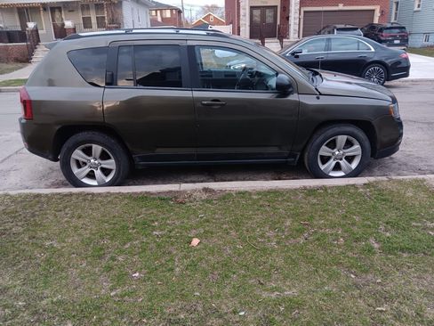 Used 2016 Jeep Compass Sport w/ Power Value Group AWD/4WD image 8