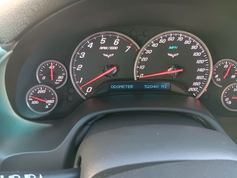 Used 2007 Chevrolet Corvette Coupe image 14