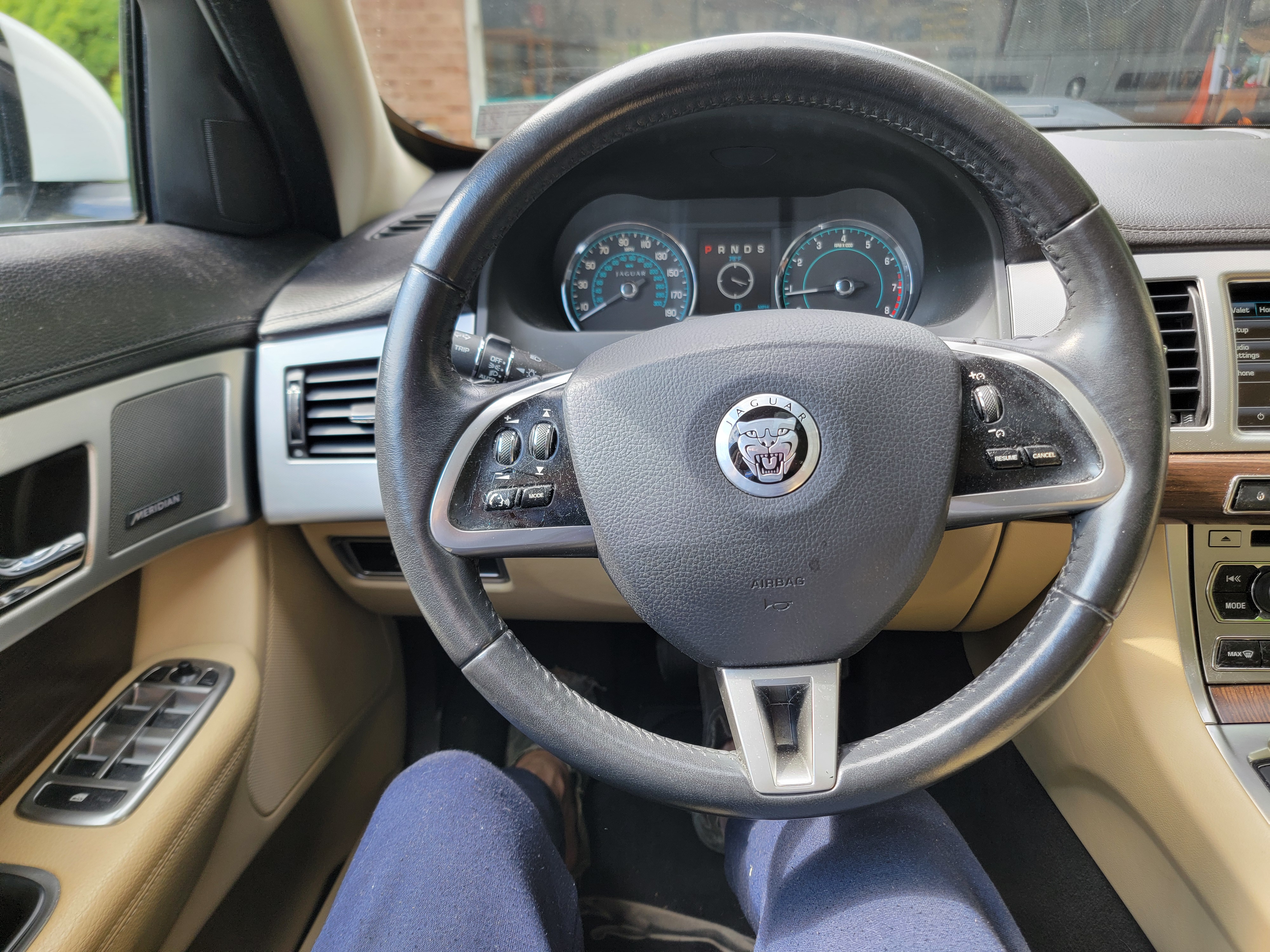 Used 2013 Jaguar XF 3.0 AWD/4WD image 17