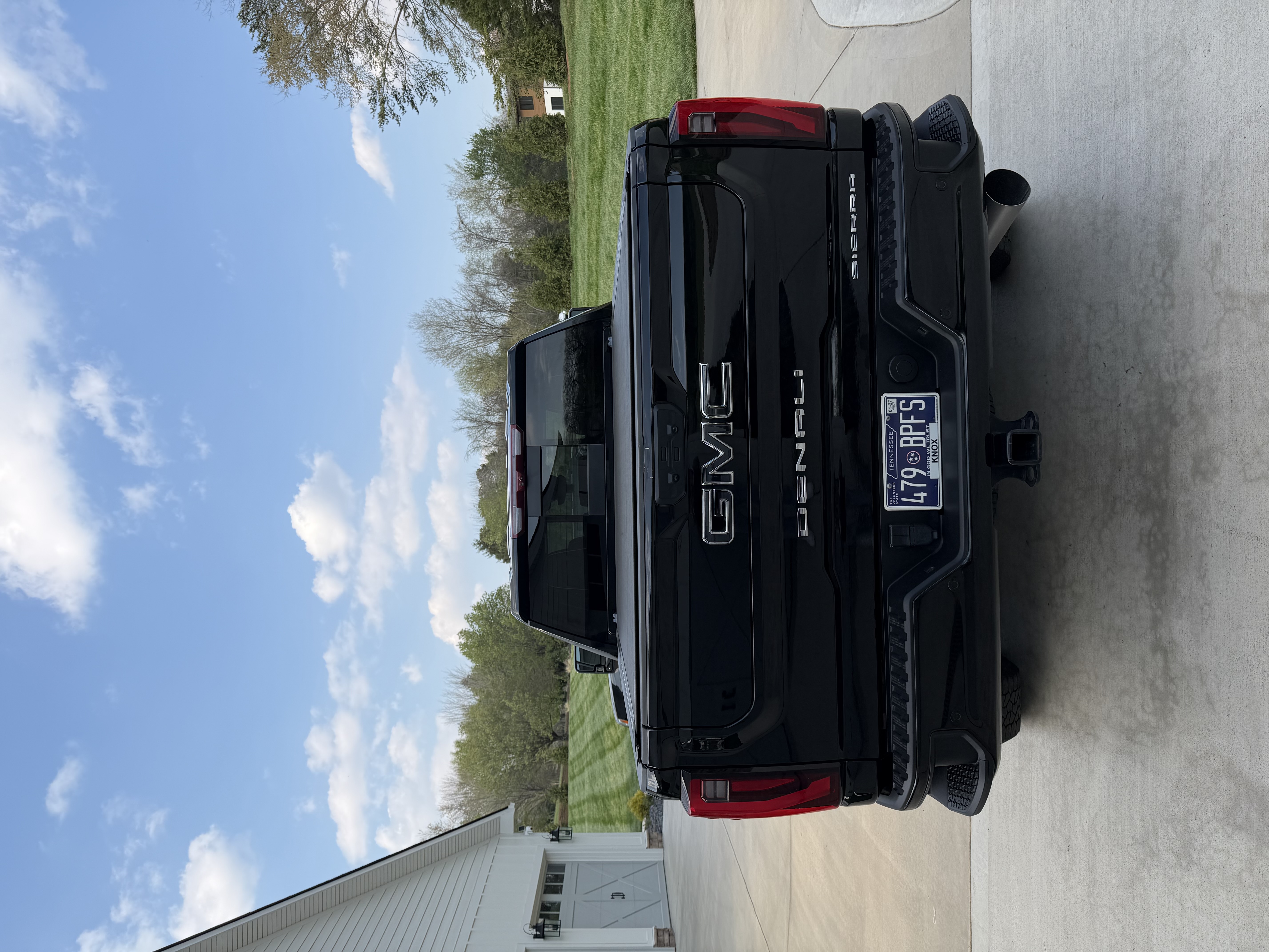 Used 2024 GMC Sierra 3500 Denali Ultimate AWD/4WD image 10