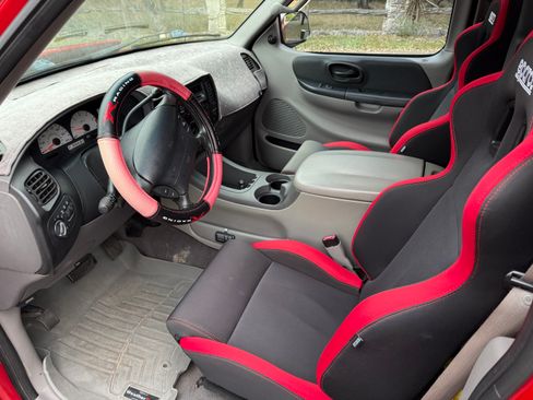 Used 1999 Ford F150 Lightning image 15