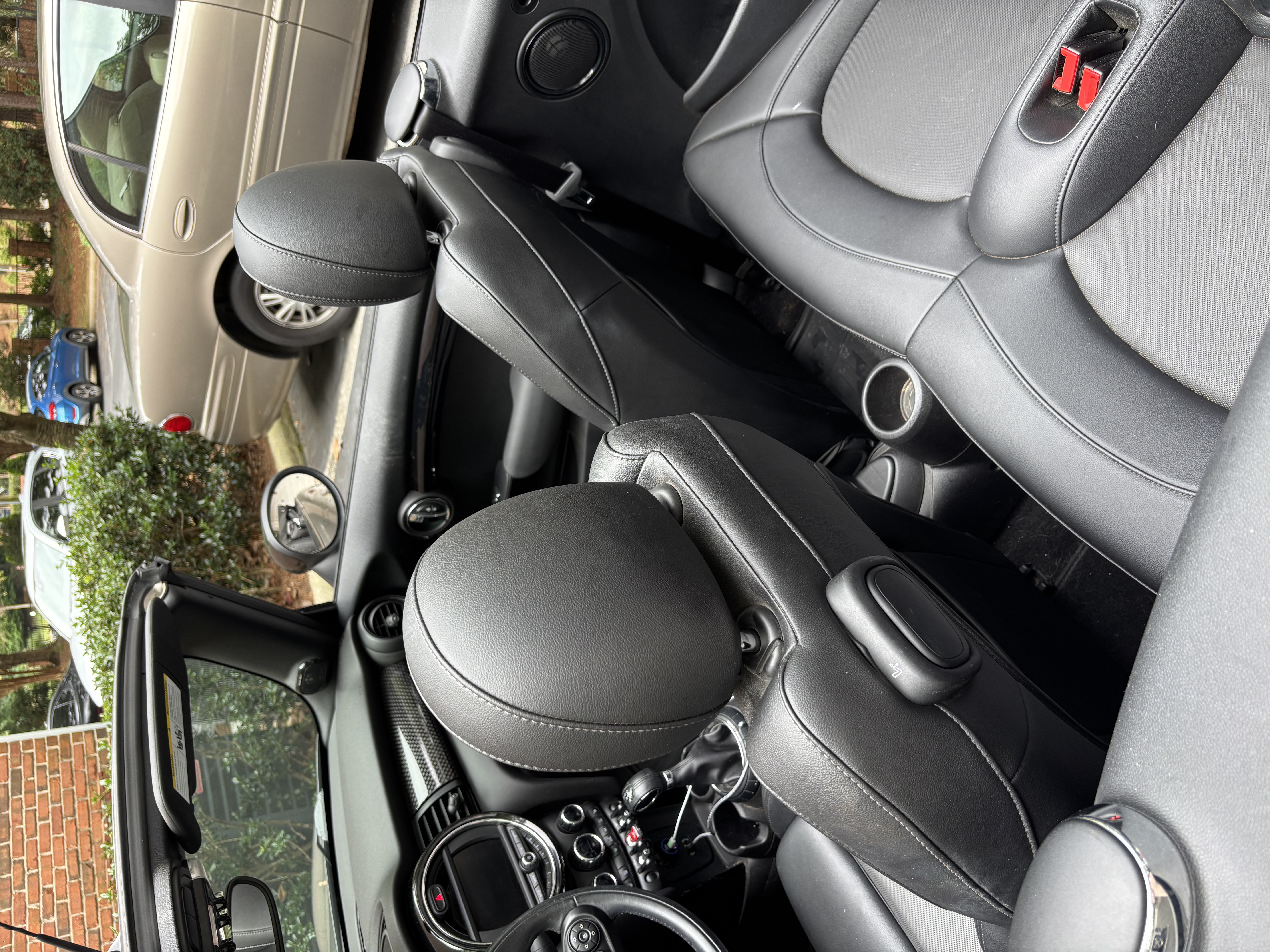 Used 2017 MINI Cooper S FWD image 6