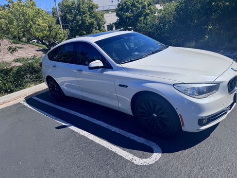 Used 2016 BMW 535i Gran Turismo 535i Gran Turismo Sedan 4D image 2