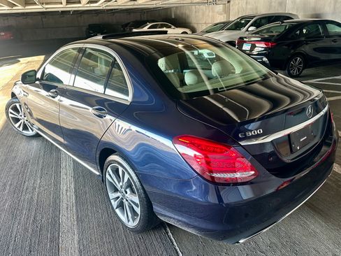 Used 2018 Mercedes-Benz C 300 C 300 4MATIC Sedan 4D image 5