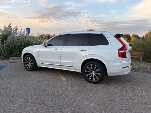 Used 2025 Volvo XC90 B5 Core w/ Protection Package Premier AWD/4WD image 8