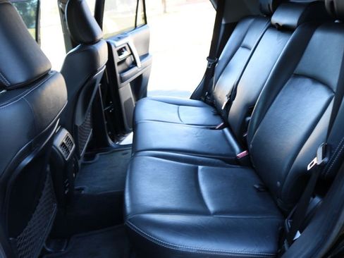 Used 2015 Toyota 4Runner Limited image 2