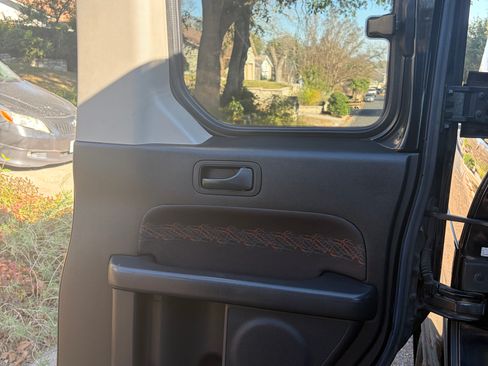 Used 2007 Honda Element SC image 17