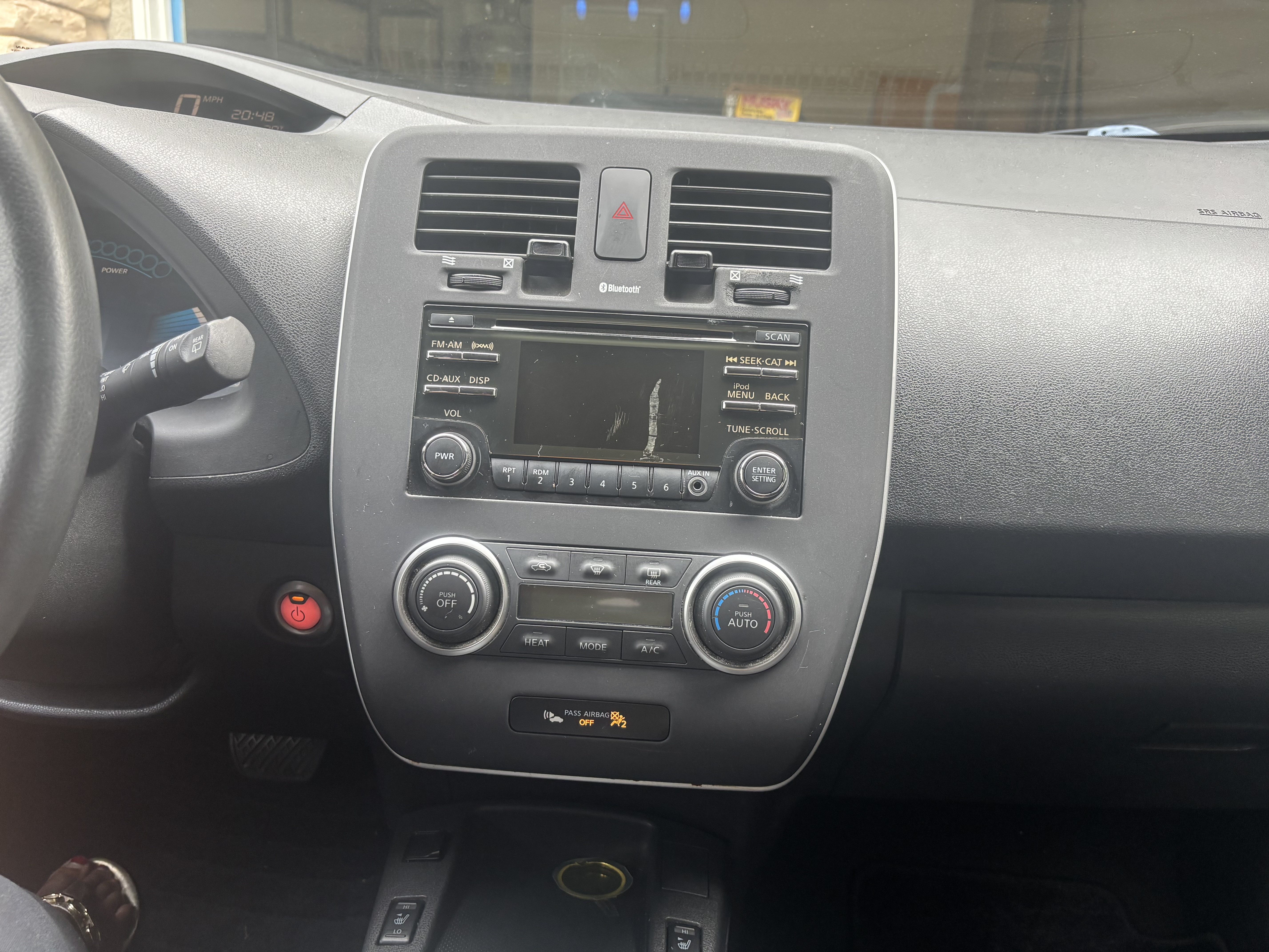 Used 2013 Nissan Leaf S FWD image 20
