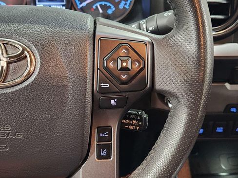 Used 2019 Toyota Tacoma TRD Off-Road image 29
