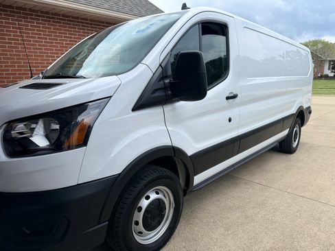 Used 2020 Ford Transit 250 Low Roof RWD image 8