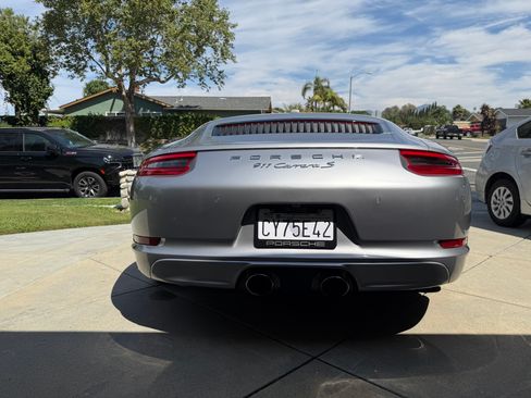 Used 2018 Porsche 911 Carrera S image 28