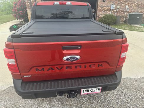 Used 2023 Ford Maverick Lariat w/ Lariat Luxury Package image 11