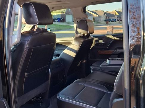 Used 2017 Chevrolet Silverado 1500 High Country image 13