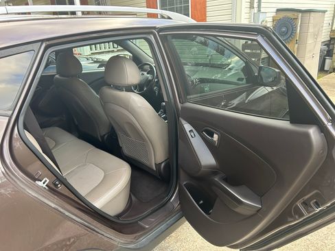 Used 2014 Hyundai Tucson SE image 13