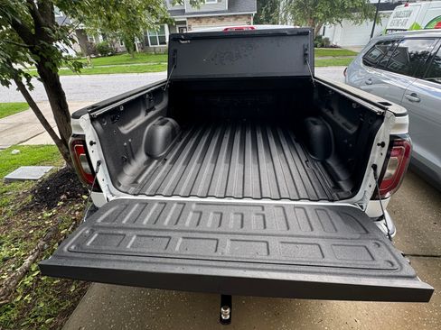Used 2018 GMC Sierra 1500 Denali w/ Denali Ultimate Package AWD/4WD image 5