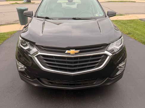 Used 2020 Chevrolet Equinox LS w/ LPO, Floor Liner Package FWD image 1