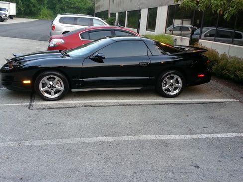 Used 2000 Pontiac Firebird Formula RWD image 5