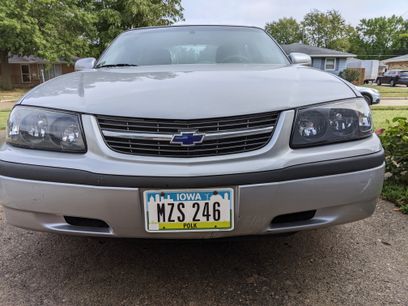 Used 2001 Chevrolet Impala Sedan w/ Preferred Equipment Group