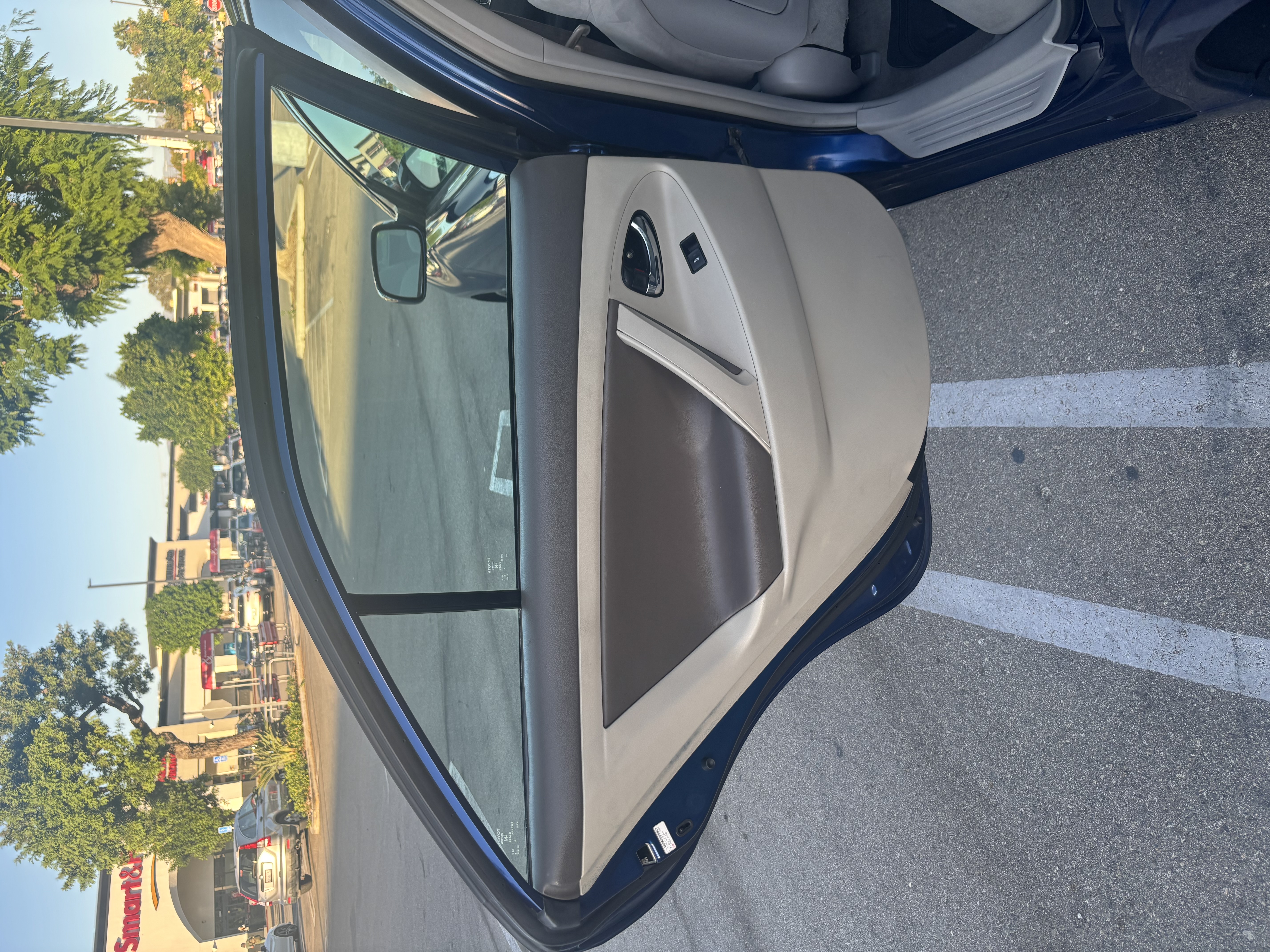 Used 2010 Toyota Camry FWD image 14