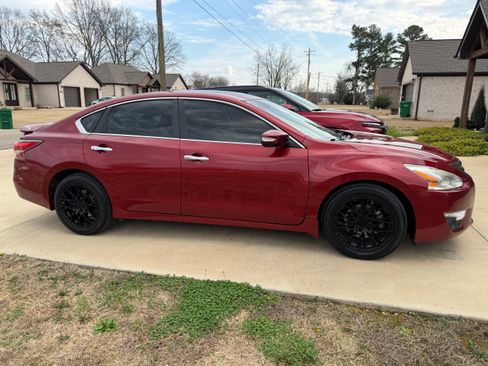 Used 2014 Nissan Altima 2.5 SL w/ Moonroof Package image 2