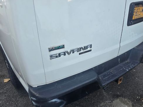 Used 2012 GMC Savana 2500 Van 3D image 6