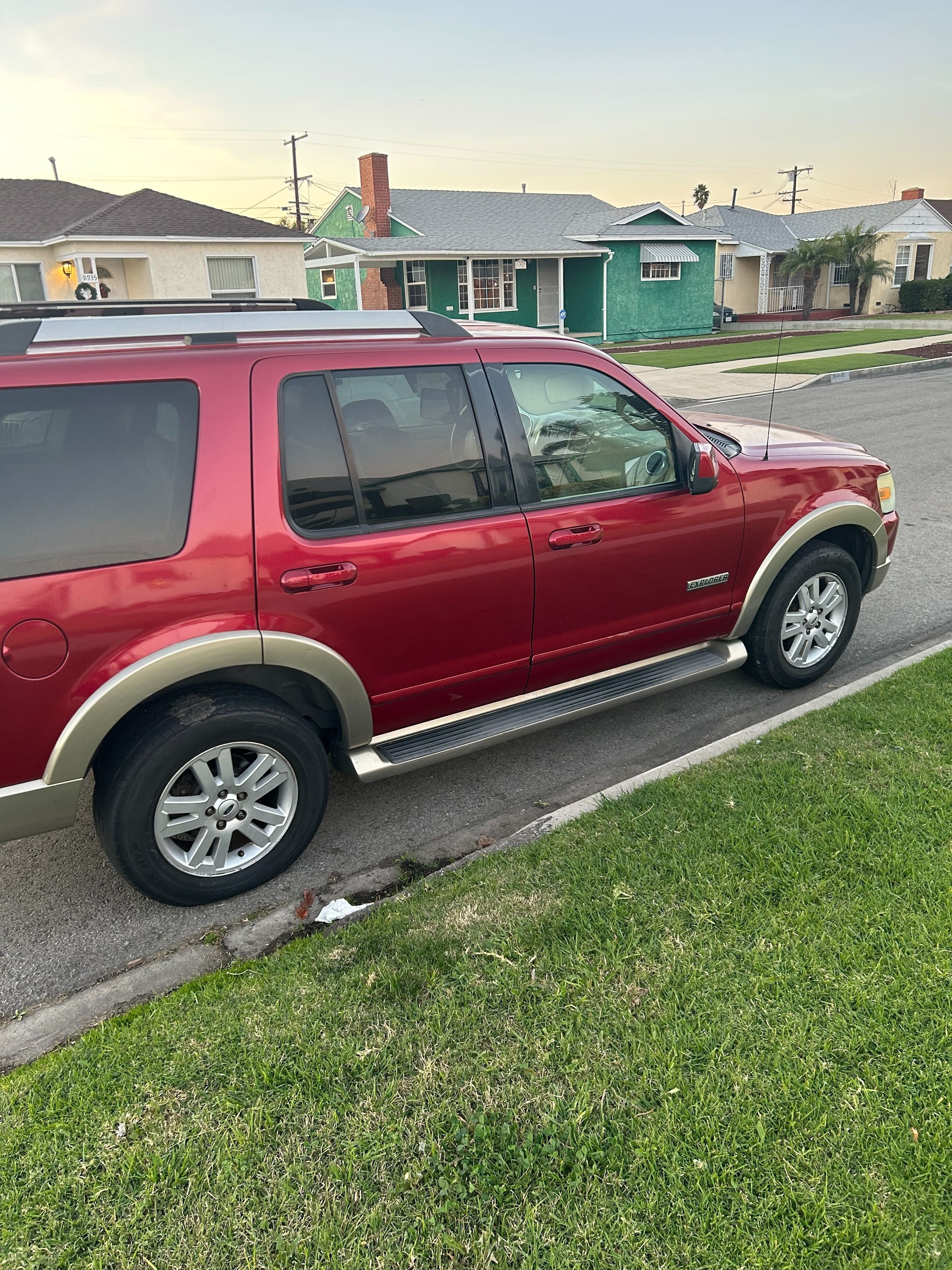Used 2006 Ford Explorer Eddie Bauer AWD/4WD image 2