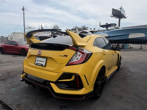 Used 2021 Honda Civic Type R Limited image 6