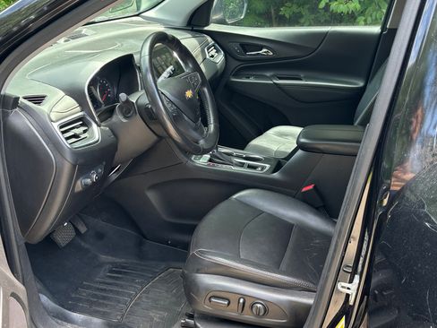 Used 2018 Chevrolet Equinox Premier AWD/4WD image 8
