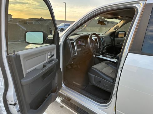 Used 2012 RAM 1500 Big Horn image 20