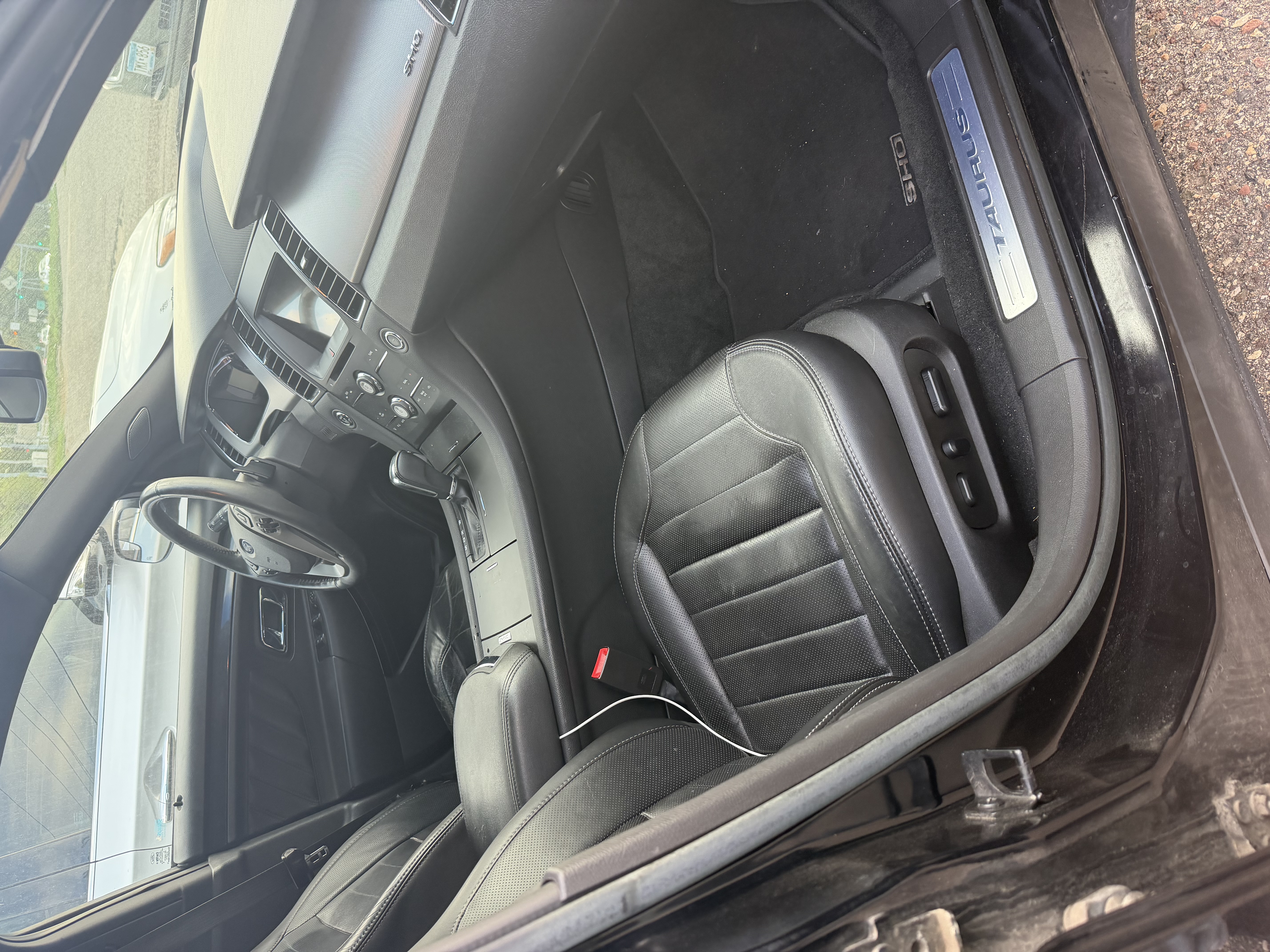 Used 2016 Ford Taurus SHO AWD/4WD image 2