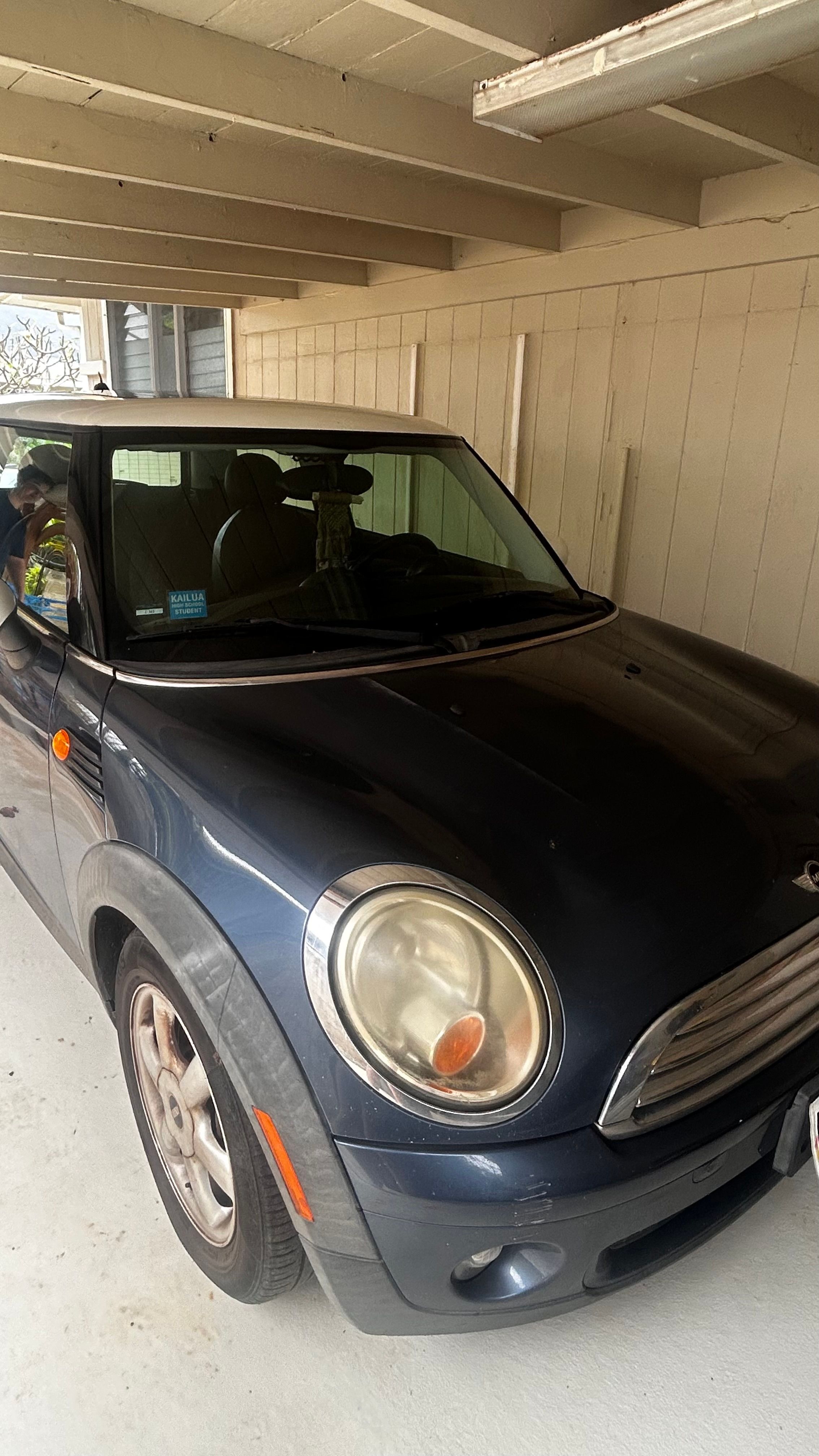Used 2009 MINI Cooper Hardtop FWD image 1