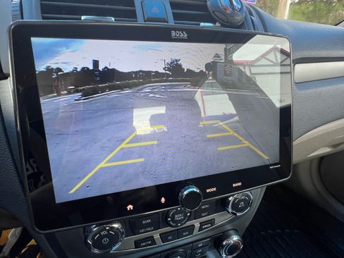 Used 2012 Ford Fusion SE image 24