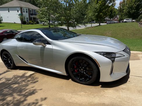 Used 2018 Lexus LC 500 Coupe w/ Touring Package RWD image 6