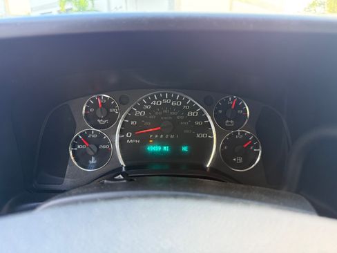 Used 2022 Chevrolet Express 3500 LS image 13