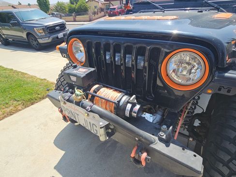 Used 2005 Jeep Wrangler Unlimited image 17