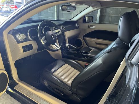 Used 2008 Ford Mustang GT Premium image 16