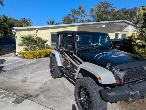 Used 2012 Jeep Wrangler Sport image 4