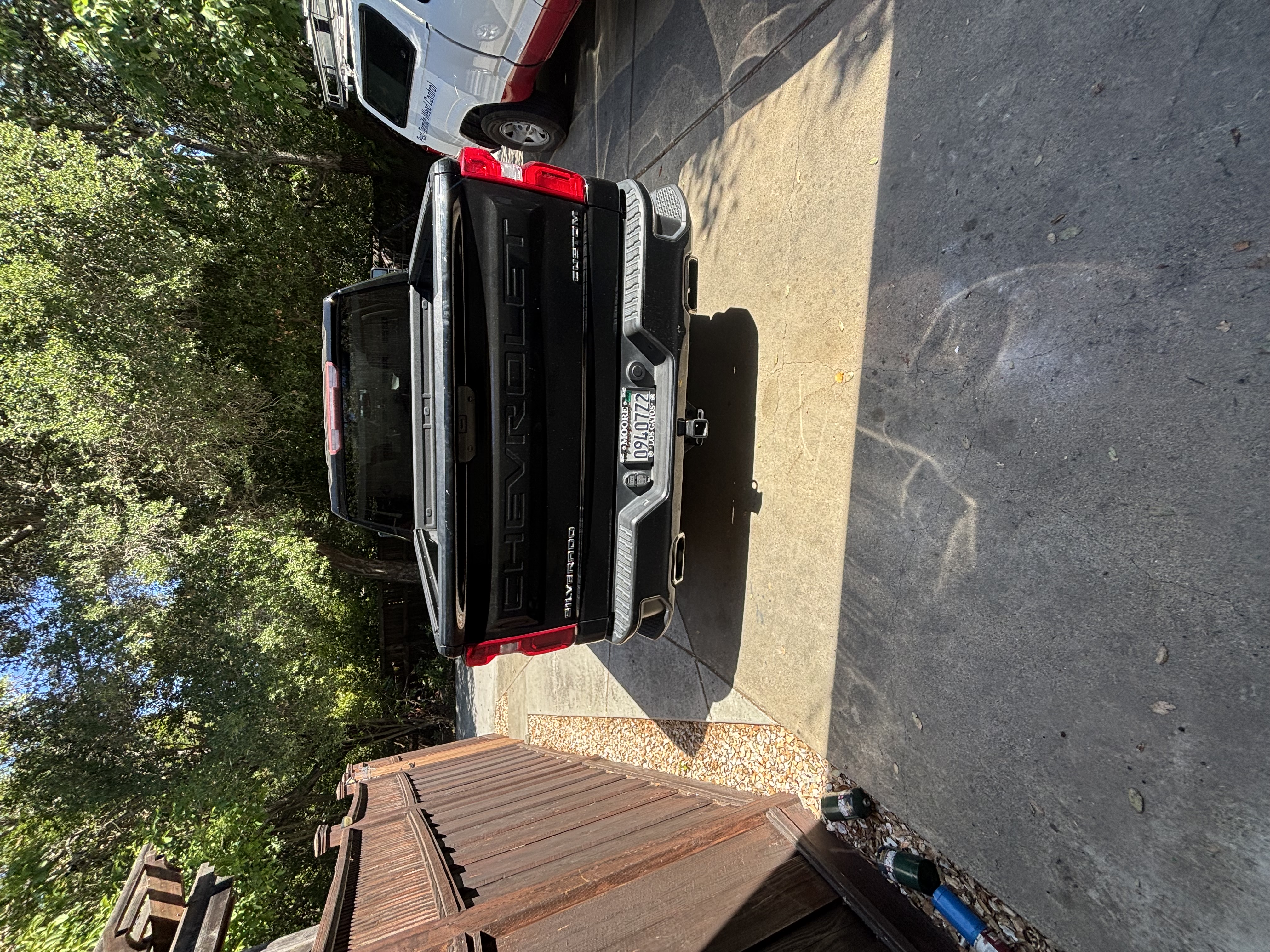 Used 2019 Chevrolet Silverado 1500 Custom w/ Custom Max Trailering Package AWD/4WD image 5