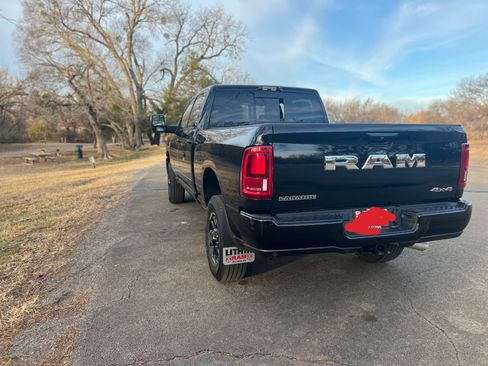 Used 2025 RAM 2500 Laramie image 8