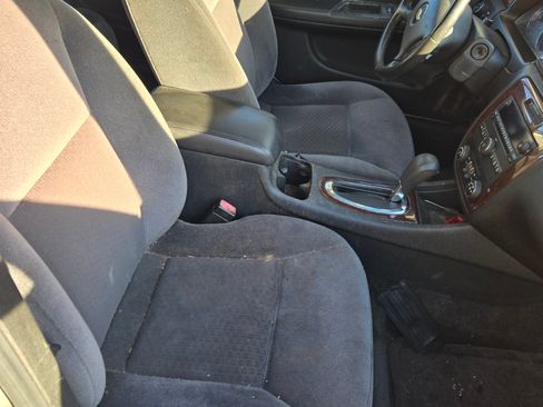 Used 2011 Chevrolet Impala LT image 10