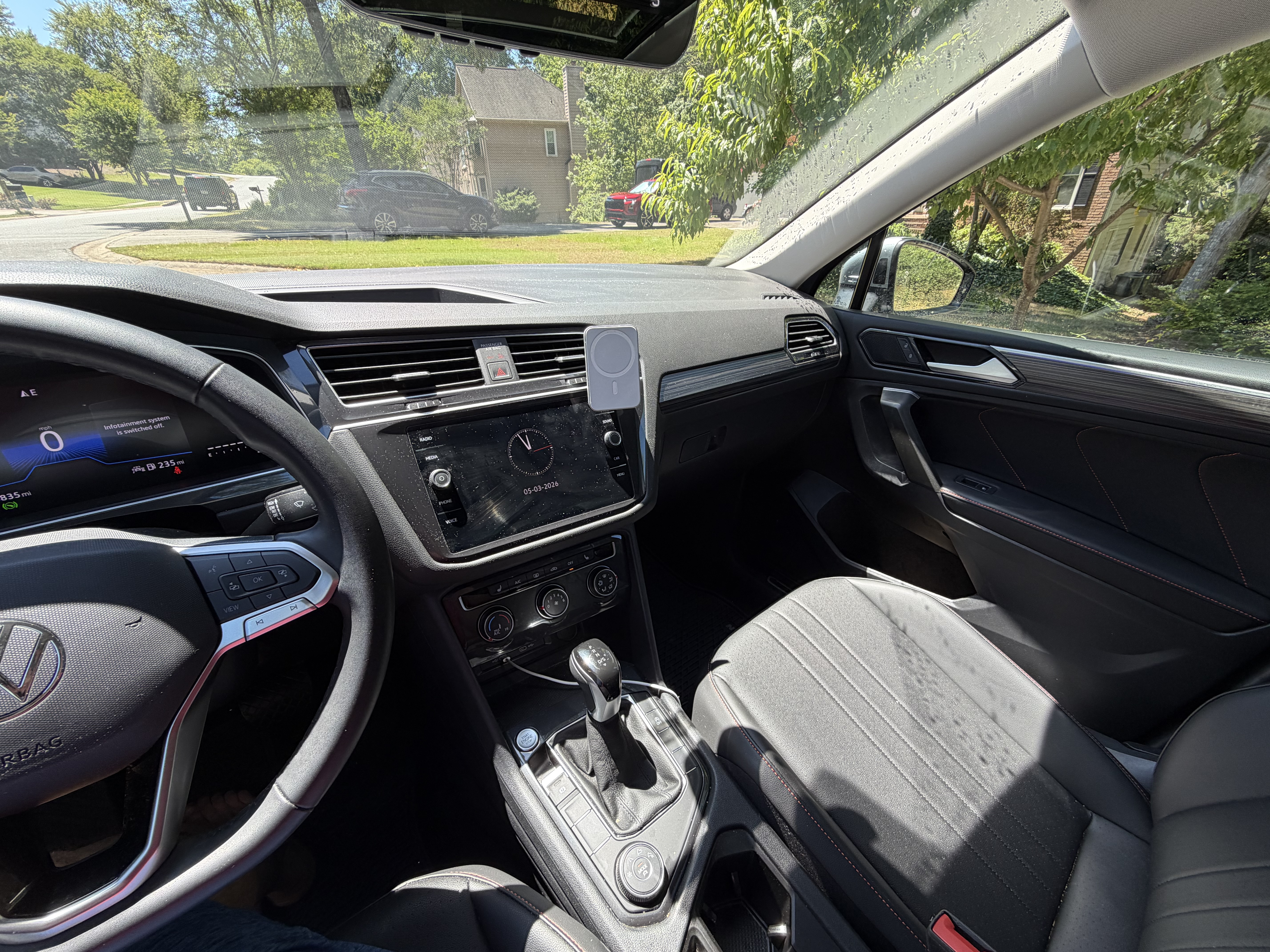 Used 2024 Volkswagen Tiguan Wolfsburg Edition w/ Panoramic Sunroof Package AWD/4WD image 4