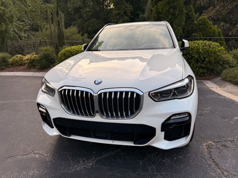 Used 2019 BMW X5 xDrive40i w/ M Sport Package AWD/4WD image 2
