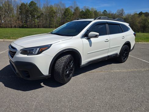 Used 2021 Subaru Outback Premium w/ Tech Package 1 image 1
