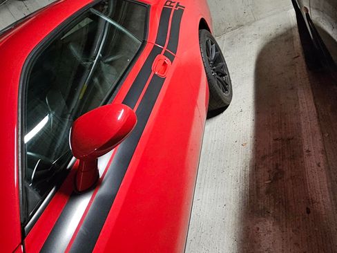 Used 2010 Dodge Challenger R/T image 12