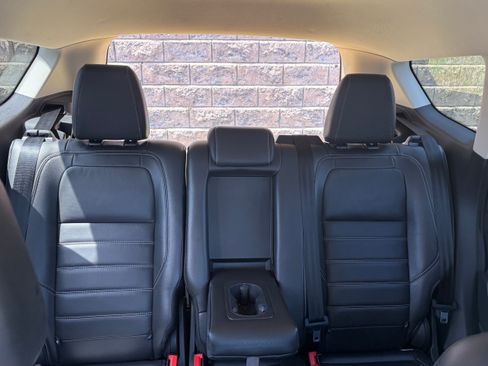 Used 2018 Ford Escape SEL AWD/4WD image 9
