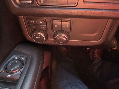 Used 2023 Chevrolet Tahoe LS image 6