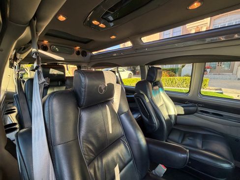 Used 2015 Chevrolet Express 2500 Extended image 11