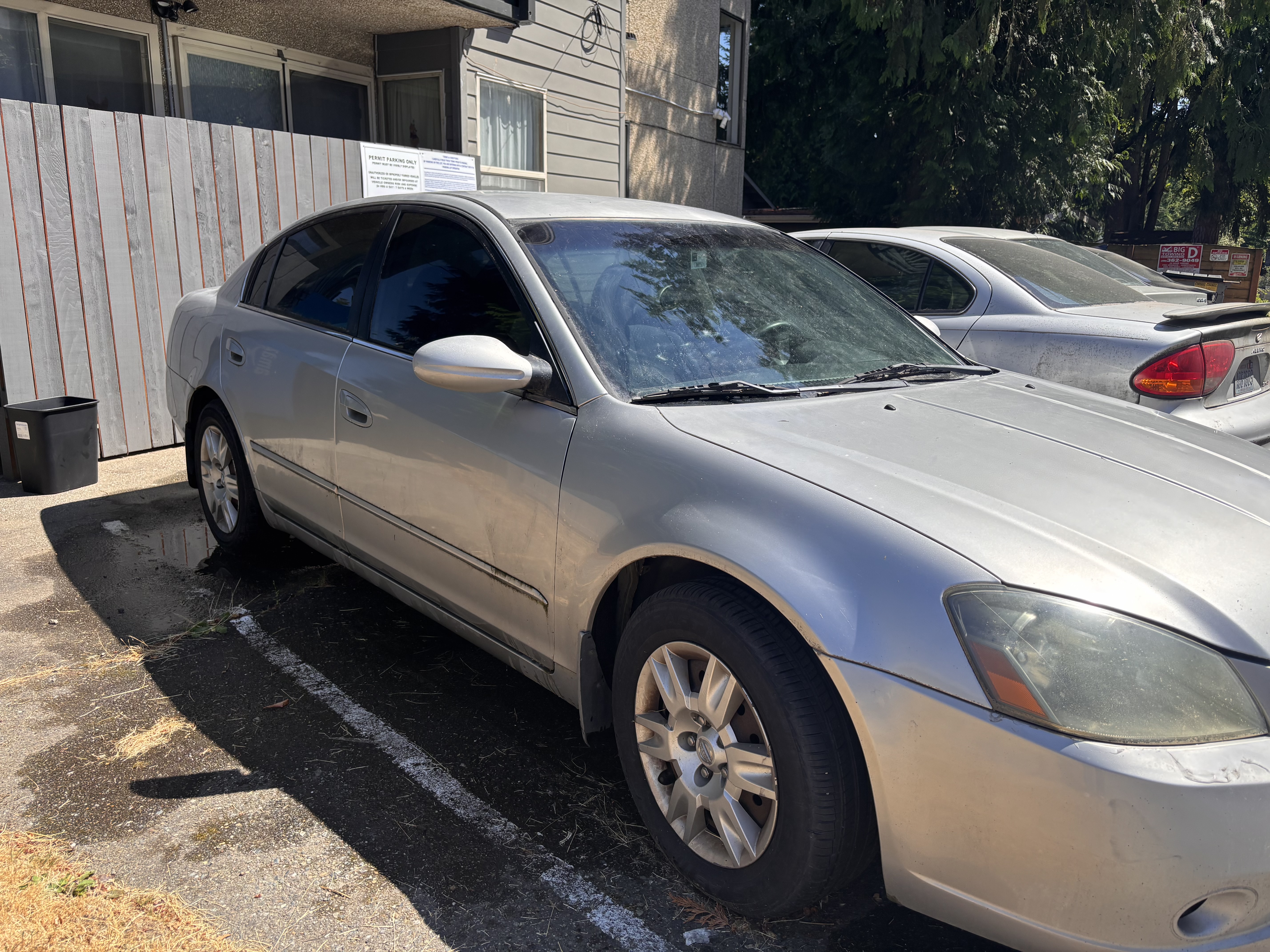 Used 2005 Nissan Altima 2.5 S w/ (S02) Side Airbags Pkg FWD image 2