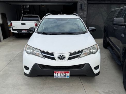 Used 2013 Toyota RAV4 LE image 5