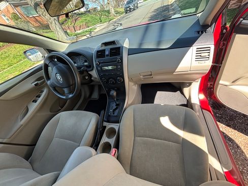 Used 2013 Toyota Corolla L image 15